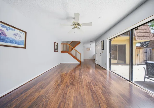 Photo 3 of Condo for sale at 5256 Cypress Ct #703, Orlando, FL 32811 | MLS# O6435259 | Listing updated on 2026-09-04