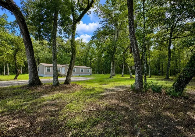 Photo 2 of Manufactured home for sale at 13539 Citrus Wy, Brooksville, FL 34601 | MLS# TB8540834 | Listing updated on 2026-08-28