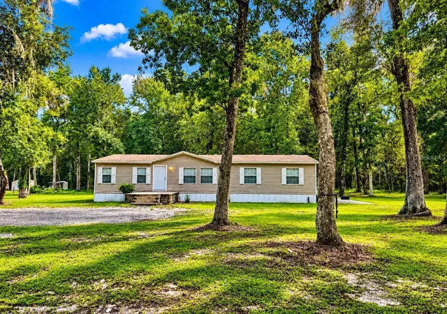 Photo 2 of Manufactured home for sale at 13539 Citrus Wy, Brooksville, FL 34601 | MLS# TB8540834 | Listing updated on 2026-10-05