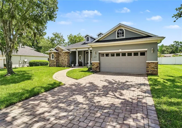 Photo 2 of Single family home for sale at 427 Tierra Verde Ln, Winter Garden, FL 34787 | MLS# O6435267 | Listing updated on 2026-08-31
