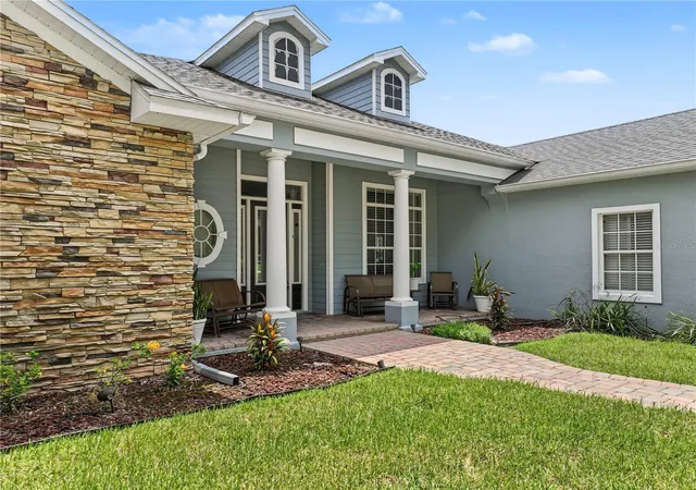Photo 5 of Single family home for sale at 427 Tierra Verde Ln, Winter Garden, FL 34787 | MLS# O6435267 | Listing updated on 2026-08-31
