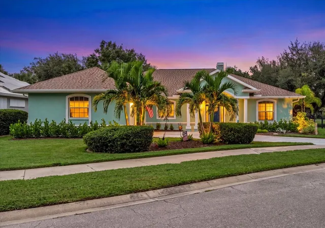 Photo 1 of Single family home for sale at 2166 Sonoma Dr E, Nokomis, FL 34275 | MLS# A4703583 | Listing updated on 2026-10-08
