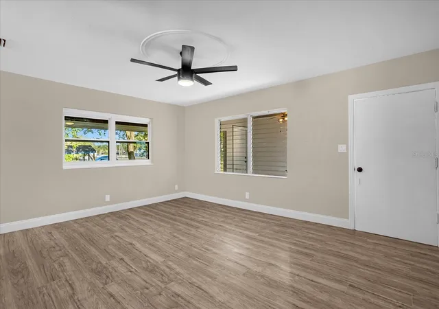 4th image of 1008 10Th St, Daytona Beach, FL 32117 | MLS# O6435296
