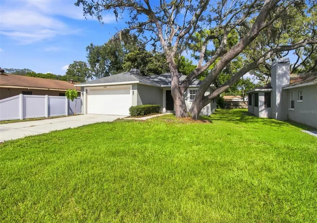 Photo 3 of Single family home for sale at 8903 N Willow Ave, Tampa, FL 33604 | MLS# TB8540865 | Listing updated on 2026-10-07