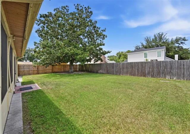 Photo 4 of Single family home for sale at 1437 Mona Dr, Kissimmee, FL 34744 | MLS# O6435299 | Listing updated on 2026-10-04