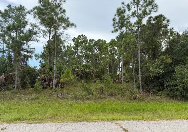4th image of Lot 23 Gladview Cir, North Port, FL 34288 | MLS# C7529809