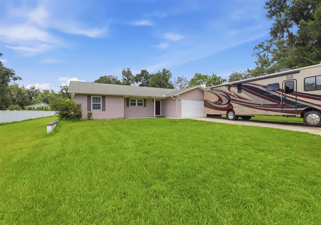 38th image of 1679 W Euclid Ave, Deland, FL 32720 | MLS# V4950851