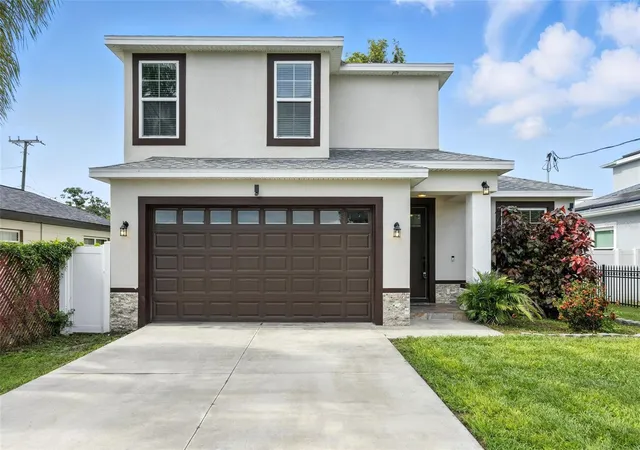 Photo 2 of Single family home for sale at 2519 W Hiawatha St, Tampa, FL 33614 | MLS# TB8540873 | Listing updated on 2026-10-01