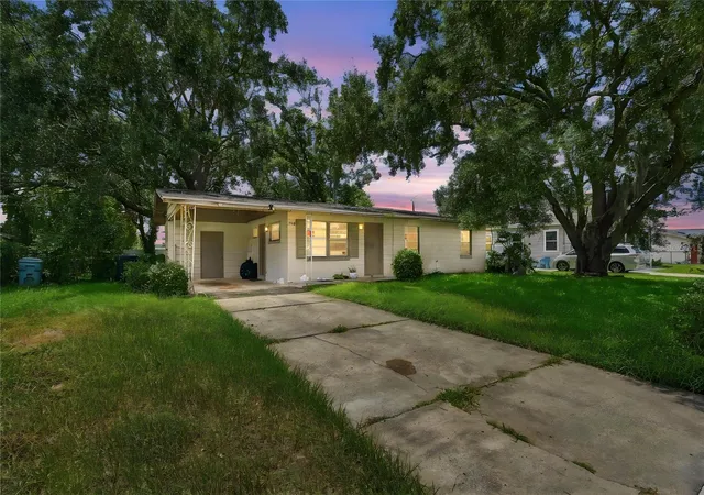 Photo 3 of Single family home for sale at 4186 Cepeda St, Orlando, FL 32811 | MLS# TB8540884 | Listing updated on 2026-08-26