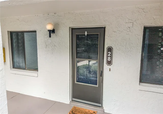 2nd image of 4 Escondido Cir #28, Altamonte Springs, FL 32701 | MLS# O6435310