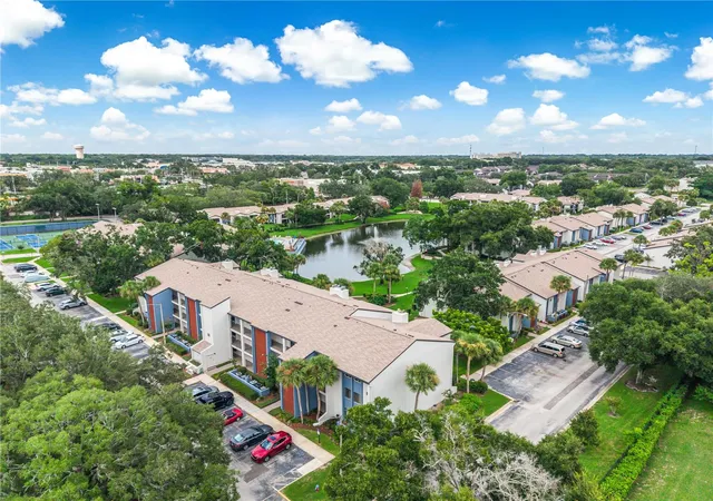 3rd image of 4 Escondido Cir #28, Altamonte Springs, FL 32701 | MLS# O6435310
