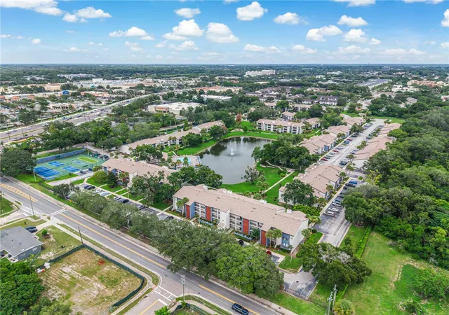 4th image of 4 Escondido Cir #28, Altamonte Springs, FL 32701 | MLS# O6435310