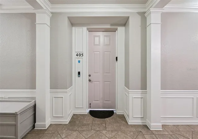 Photo 3 of Condo for sale at 4840 Cayview Ave #405, Orlando, FL 32819 | MLS# S5155996 | Listing updated on 2026-09-01
