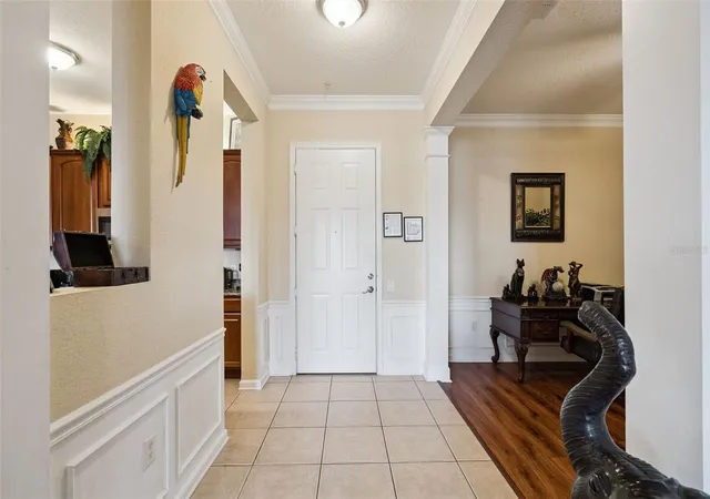 Photo 4 of Condo for sale at 4840 Cayview Ave #405, Orlando, FL 32819 | MLS# S5155996 | Listing updated on 2026-09-01