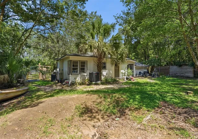 22nd image of 1019 Nw 25th Ave, Gainesville, FL 32609 | MLS# GC542894