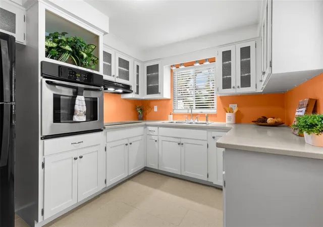 Photo 2 of Single family home for sale at 1530 Sandy Ln, Clearwater, FL 33755 | MLS# TB8540891 | Listing updated on 2026-09-21