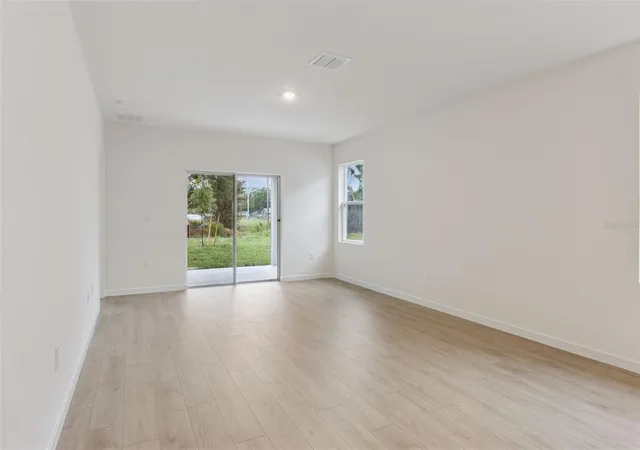 4th image of 1925 Howard Mesa Dr, Kindred, FL 34744 | MLS# O6435314