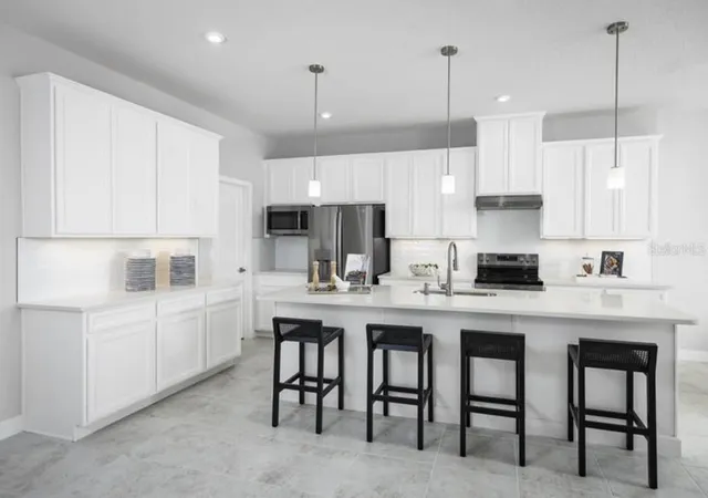 2nd image of 8458 Swan View Cir, Leesburg, FL 34788 | MLS# W7888772