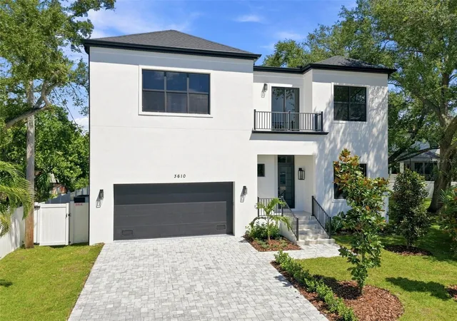 Photo 3 of Single family home for sale at 3610 S Renellie Dr, Tampa, FL 33629 | MLS# TB8540902 | Listing updated on 2026-09-21