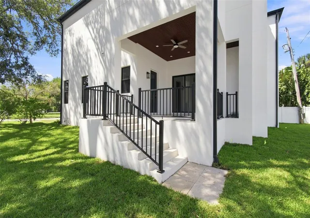 Photo 84 of Single family home for sale at 3610 S Renellie Dr, TAMPA, FL 33629 | MLS# TB8540902 | Listing updated on 2026-09-21