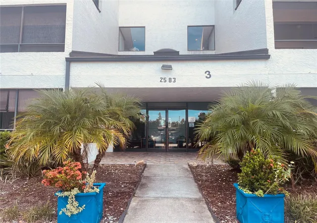 2nd image of 2583 Countryside Blvd #3201, Clearwater, FL 33761 | MLS# TB8540904