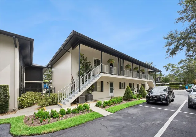 Photo 2 of Condo for sale at 210 Magnolia Rd #207, Maitland, FL 32751 | MLS# O6435325 | Listing updated on 2026-09-29
