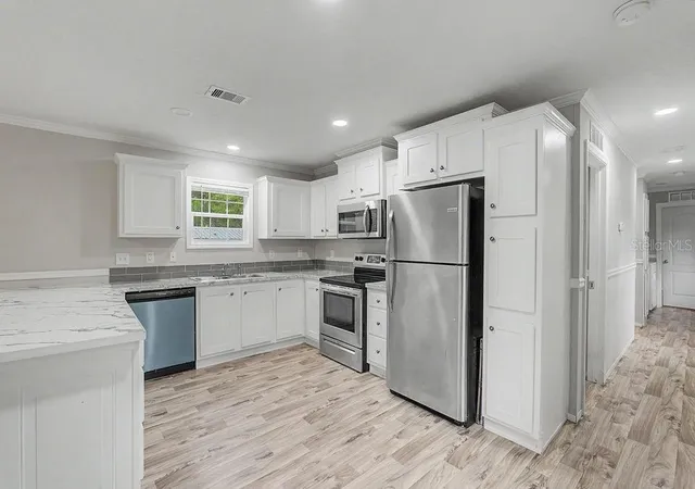 Photo 5 of Manufactured home for sale at 641 Marshburn Dr, Bronson, FL 32621 | MLS# GC542899 | Listing updated on 2026-08-27