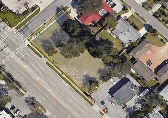 Photo 3 of Land for sale at 7309 N Tamiami Trl, Sarasota, FL 34243 | MLS# A4703599 | Listing updated on 2026-08-21