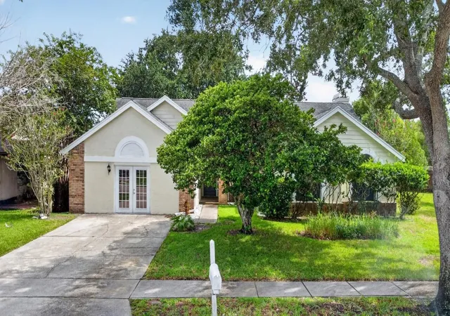 Photo 1 of Sale Pending at 2024 Norfield Ct, Orlando, FL 32837 | MLS# O6435340 | Listing updated on 2026-10-25