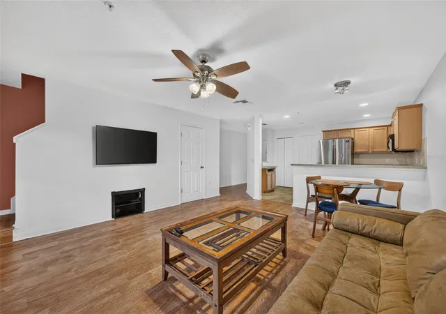 5th image of 476 Tradition Ln, Winter Springs, FL 32708 | MLS# O6435344