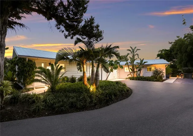 Photo 2 of Single family home for sale at 6561 Byp Hammock Rd, Longboat Key, FL 34228 | MLS# A4703604 | Listing updated on 2026-10-02