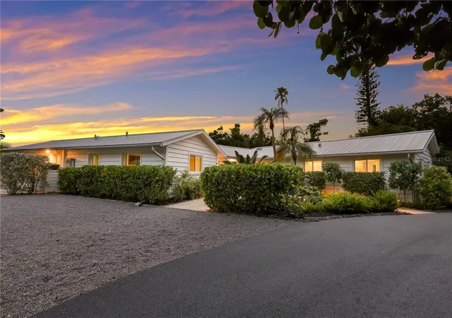 Photo 4 of Single family home for sale at 6561 Byp Hammock Rd, Longboat Key, FL 34228 | MLS# A4703604 | Listing updated on 2026-10-02