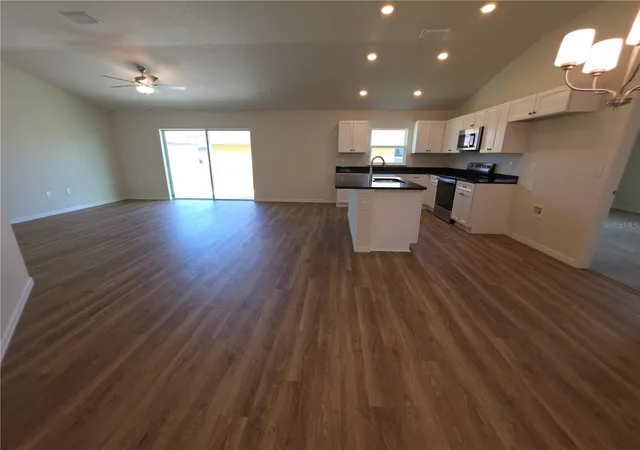 2nd image of 8270 N Wakefield Dr, Dunnellon, FL 34434 | MLS# OM730792