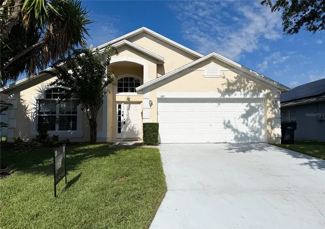 5th image of 207 Langham Dr, Davenport, FL 33897 | MLS# TB8540952