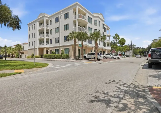 Condo for sale at 231 2Nd St S #202, SAFETY HARBOR, FL 34695 | MLS# TB8540963