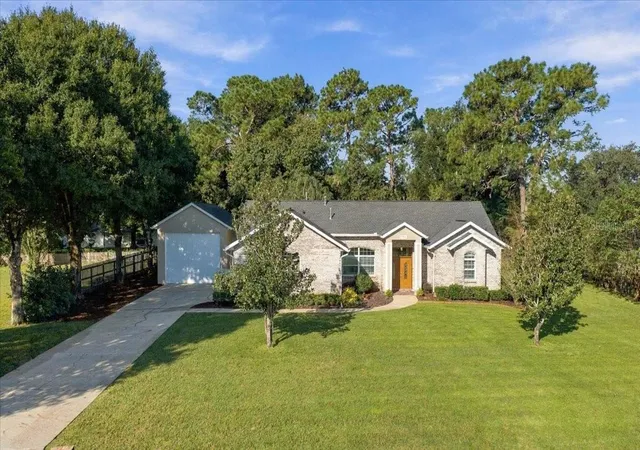 Photo 1 of Single family home for sale at 5592 Ne 61St Avenue Rd, Silver Springs, FL 34488 | MLS# OM730795 | Listing updated on 2026-10-20