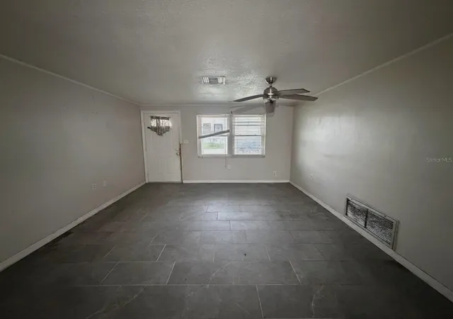 5th image of 3221 Roxbury Dr, Holiday, FL 34691 | MLS# W7888780