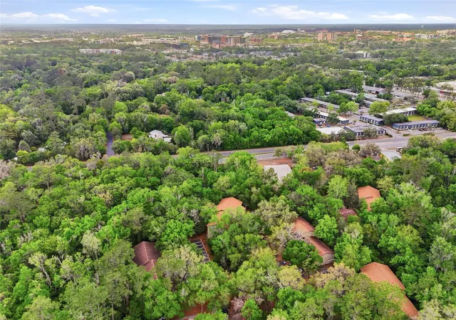 2nd image of 85 Se 16Th Ave, GAINESVILLE, FL 32601