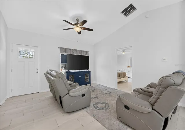 3rd image of 4161 Sw Gardenia Ct, Dunnellon, FL 34431 | MLS# OM730797