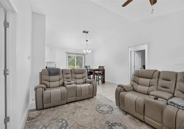 4th image of 4161 Sw Gardenia Ct, Dunnellon, FL 34431 | MLS# OM730797