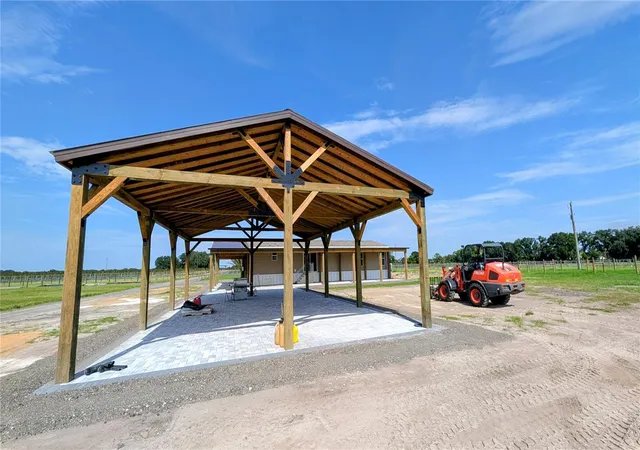 Photo 4 of Manufactured home for sale at 610 N Hollandtown Rd, Wauchula, FL 33873 | MLS# P4939654 | Listing updated on 2026-08-22