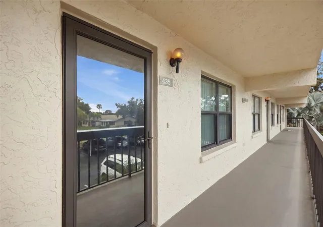 Photo 2 of Condo for sale at 435 30Th Ave W #D206, Bradenton, FL 34205 | MLS# A4703609 | Listing updated on 2026-08-31
