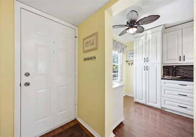 Photo 3 of Condo for sale at 435 30Th Ave W #D206, Bradenton, FL 34205 | MLS# A4703609 | Listing updated on 2026-08-31