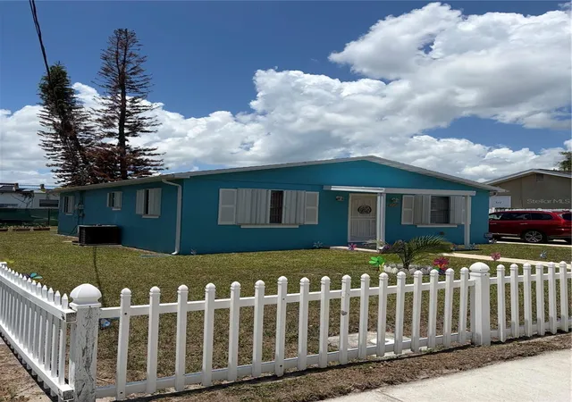 2nd image of 918 Brack St, Kissimmee, FL 34744 | MLS# S5156012