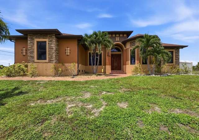 5th image of 10393 Harlingen St, Port Charlotte, FL 33981 | MLS# D6148498