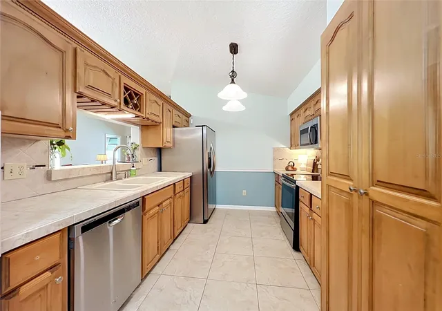 4th image of 1162 E Winged Foot Cir, Winter Springs, FL 32708 | MLS# O6435377