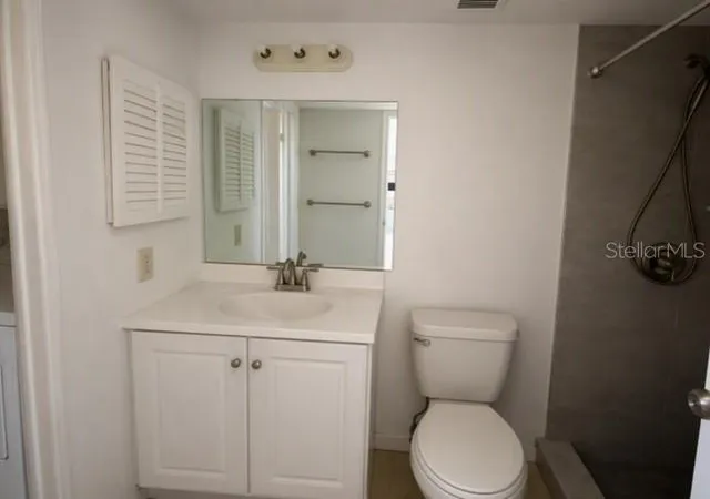 8th image of 1740 Pine Valley Dr #205, Fort Myers, FL 33907 | MLS# O6435382