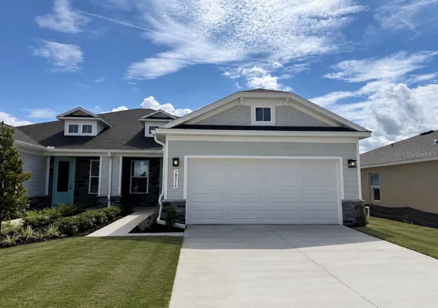 Photo 1 of Single family home for sale at 18716 Highland Dew St, Brooksville, FL 34610 | MLS# W7888783 | Listing updated on 2026-08-25