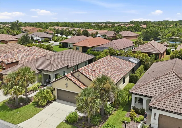 Photo 4 of Sale Pending at 216 Alfero Wy, Nokomis, FL 34275 | MLS# A4703613 | Listing updated on 2026-08-28