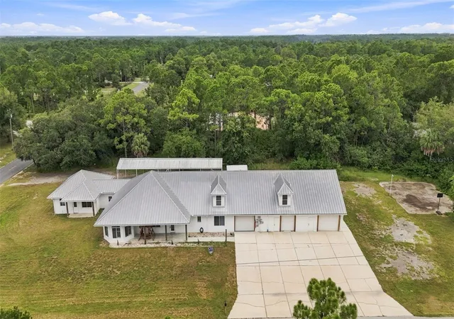 2nd image of 837 Lily St, Sebring, FL 33875 | MLS# TB8540992
